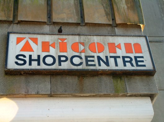 The derelict (and now demolished) Tricorn Shopcentre, Portsmouth (Photocredit: Johnfield1)